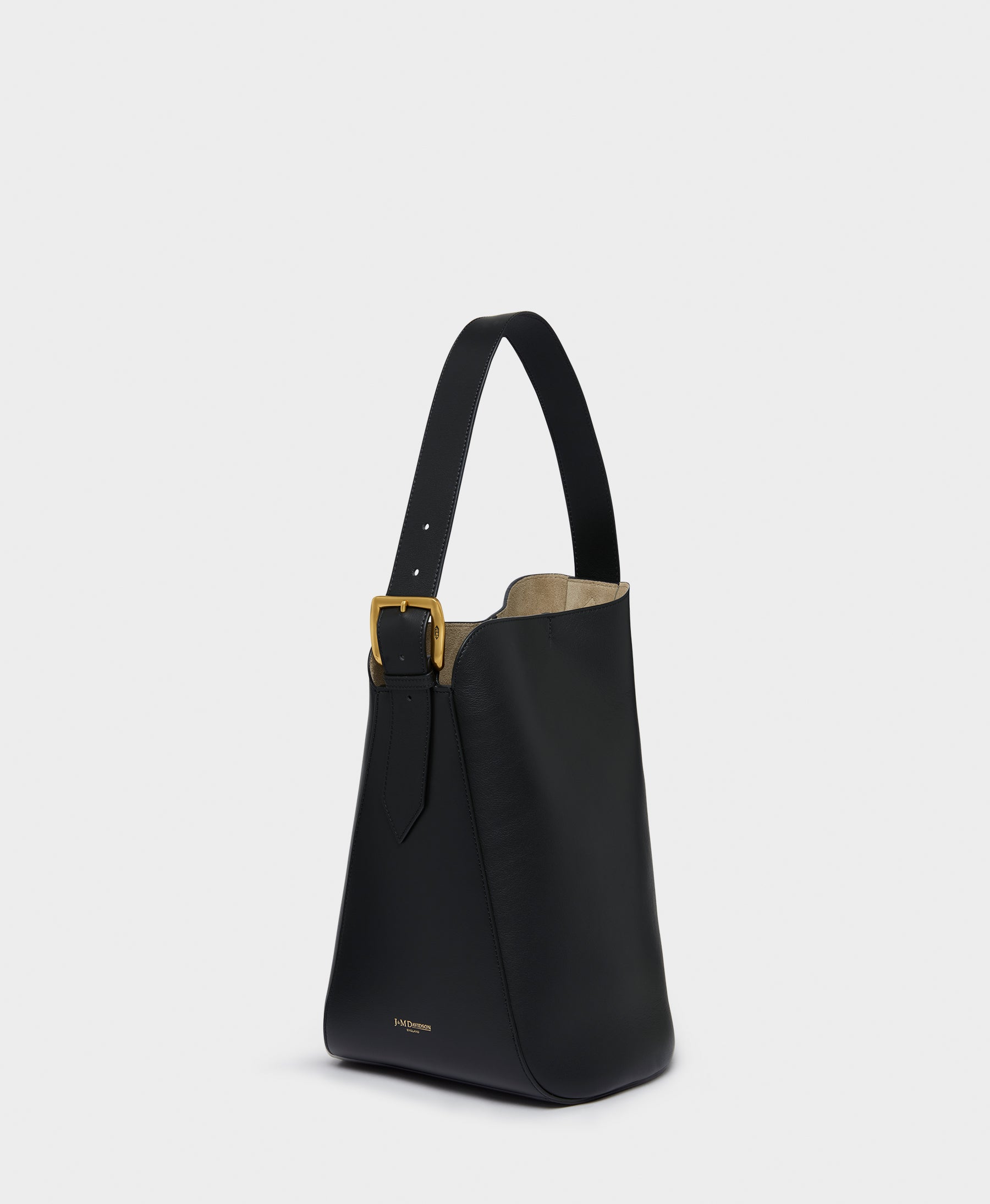 Quiver Bucket