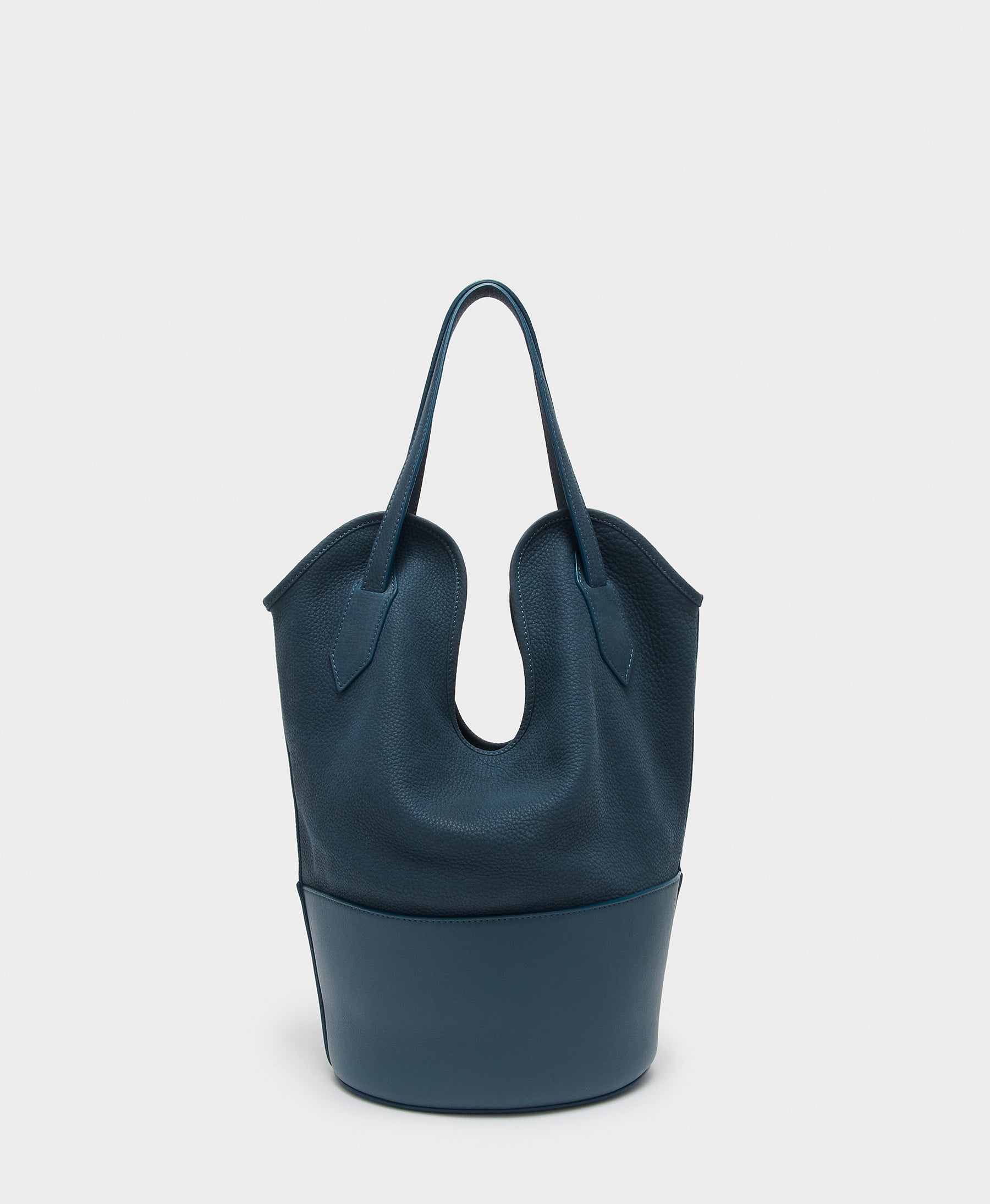 Designer Storm Small Ray Bucket Bag | J&M Davidson
