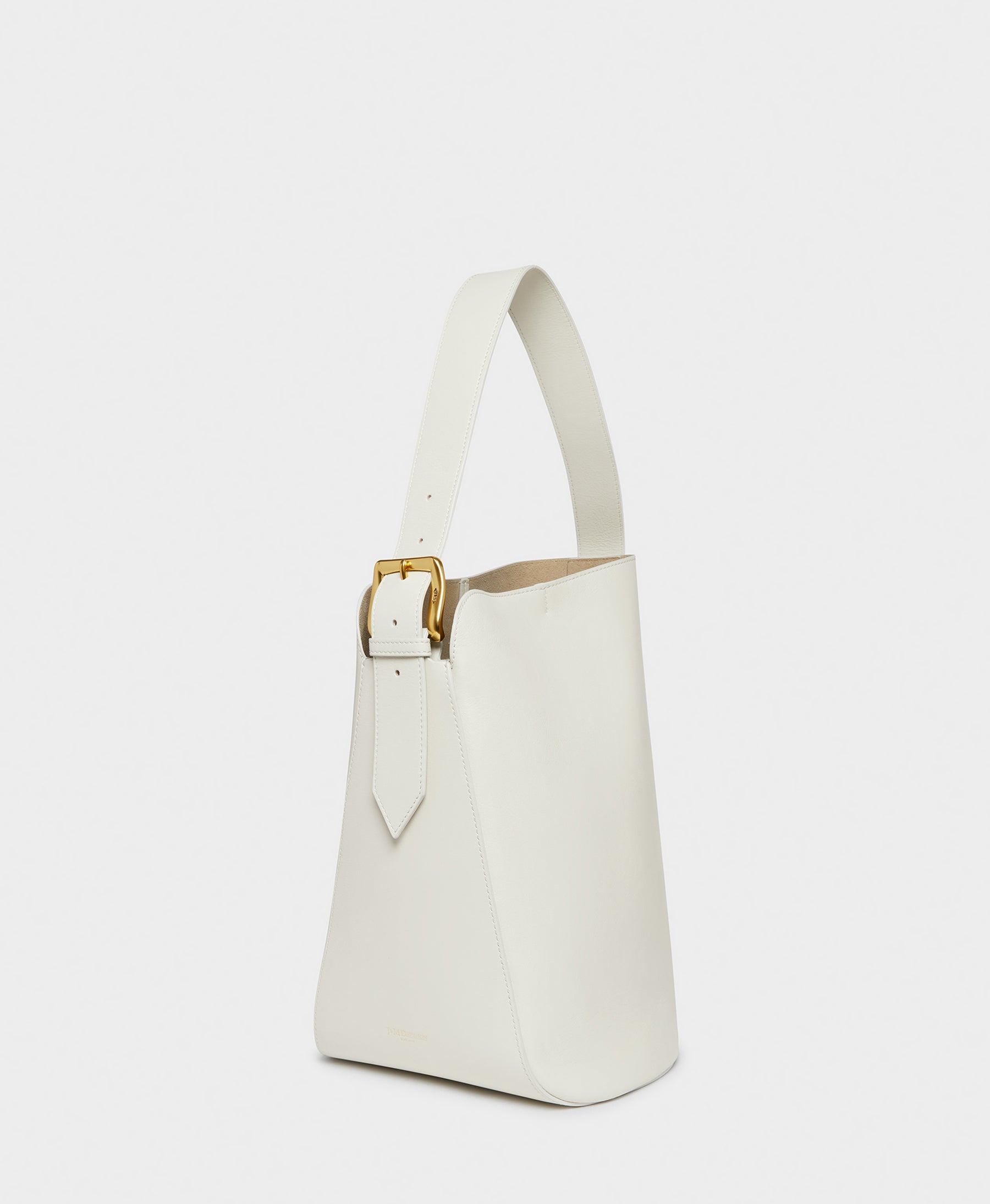 Quiver Bucket
