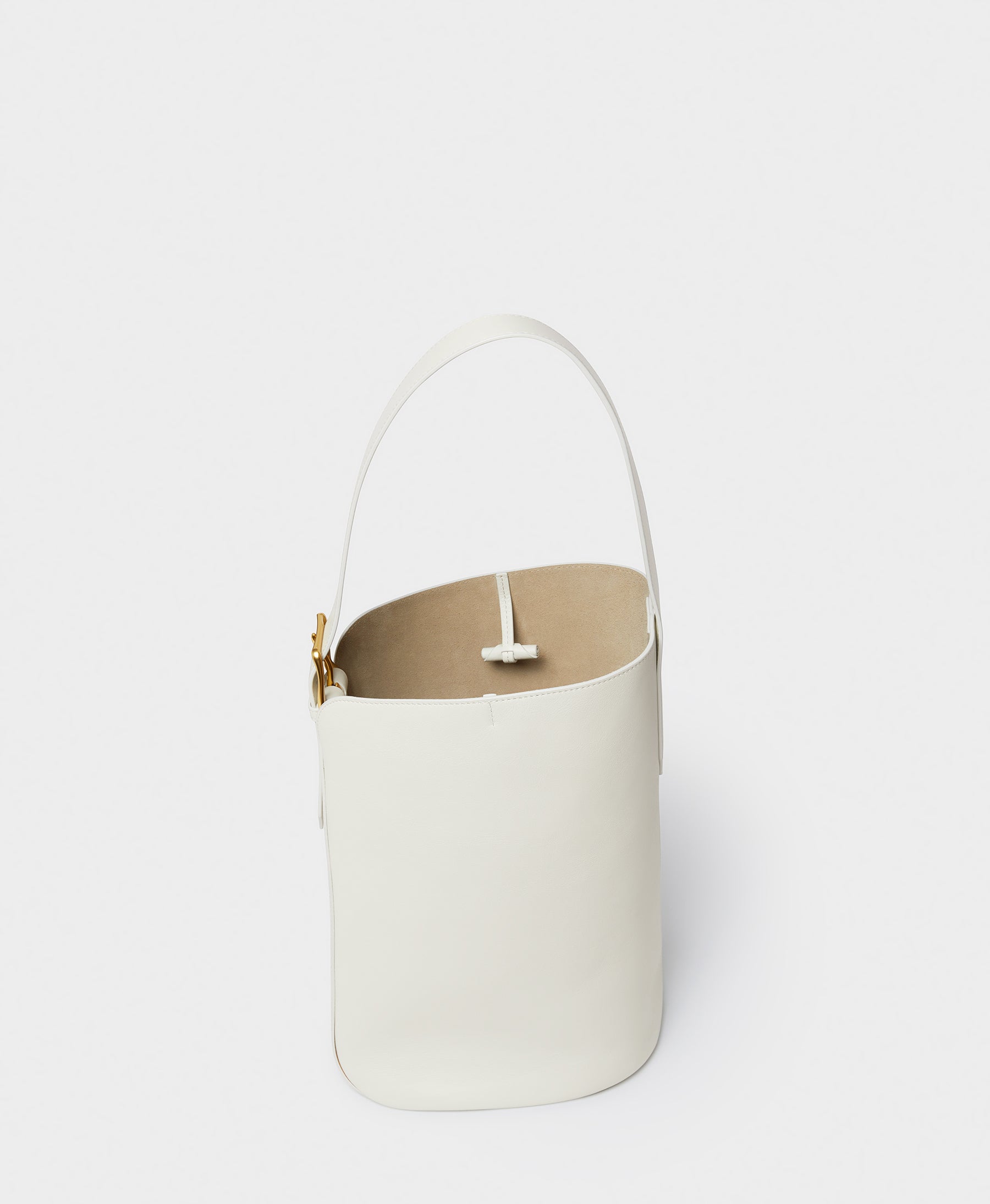 Quiver Bucket